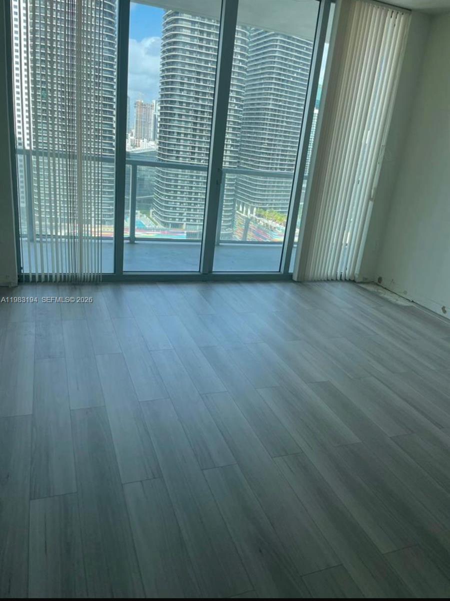 1111 SW 1st Ave, Miami FL 33130 photo 4