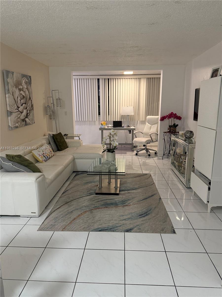 5033 NW 7th St # 312, Miami FL 33126 photo 4