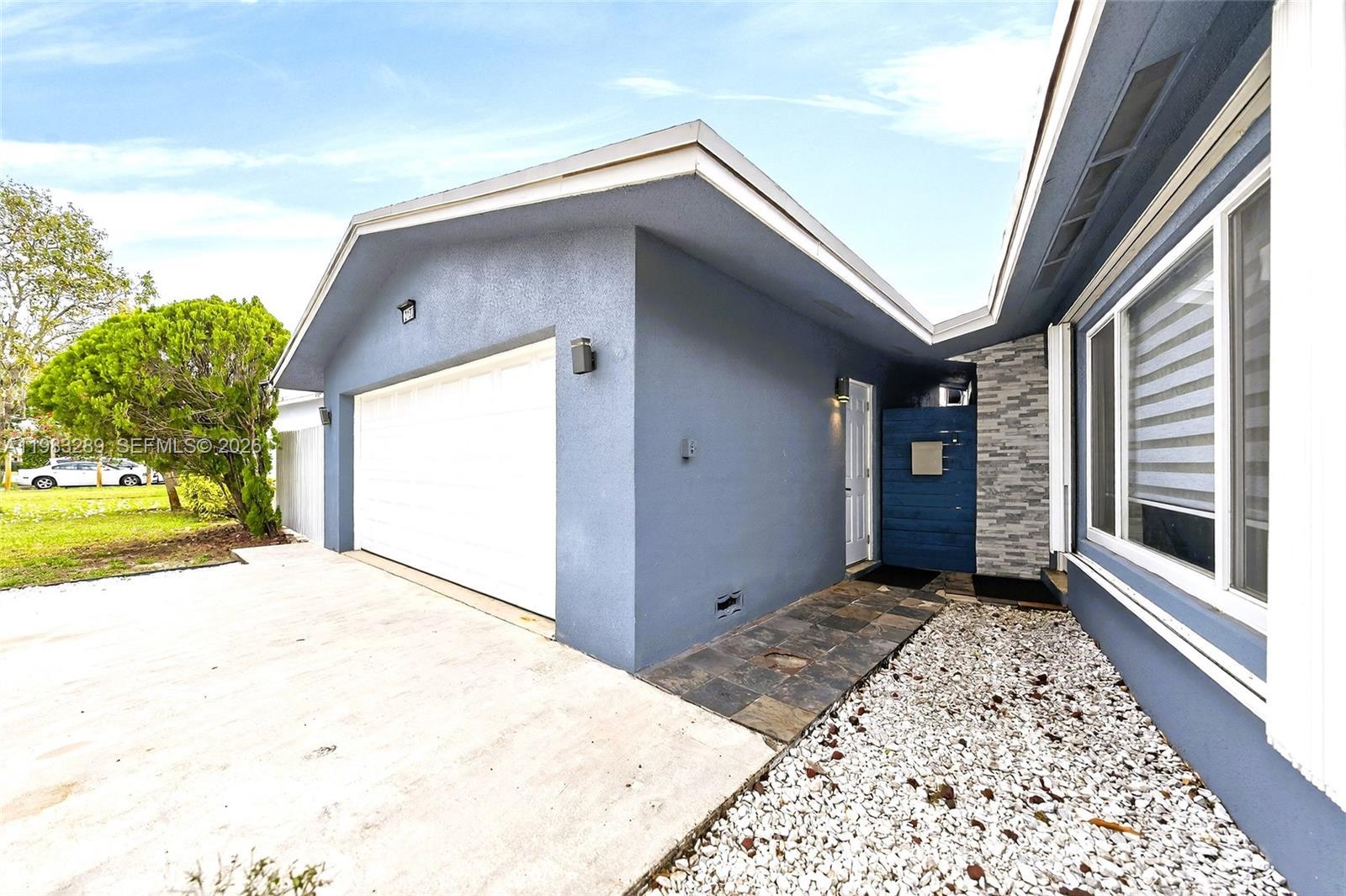 2150 SW 37th Ave, Fort Lauderdale FL 33312 photo 3
