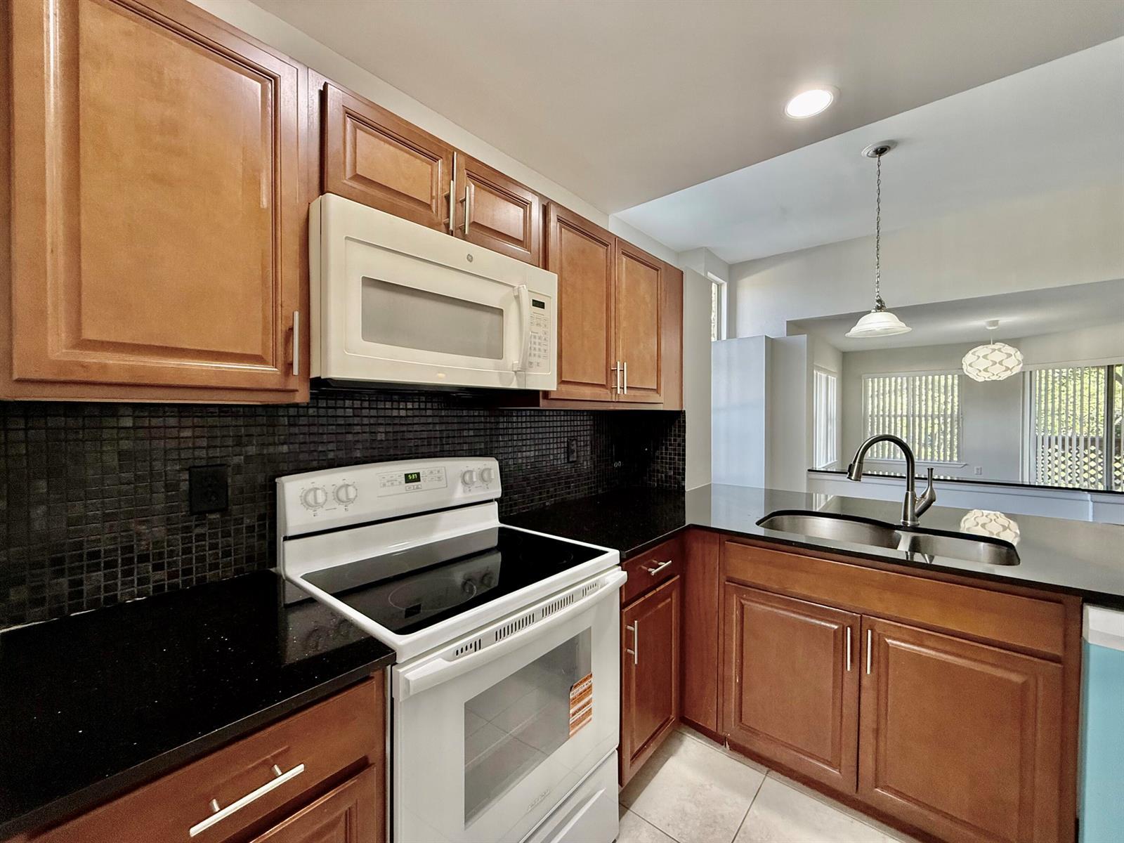 4807 Via Palm Lakes # 1513, West Palm Beach FL 33417 photo 3