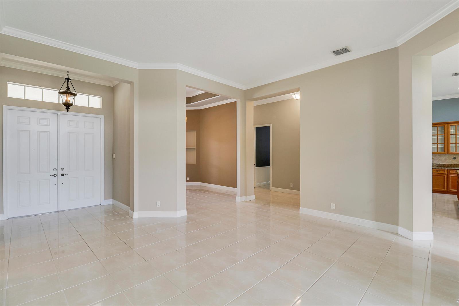152 NW Magnolia Lakes Boulevard, Port St. Lucie FL 34986 photo 5