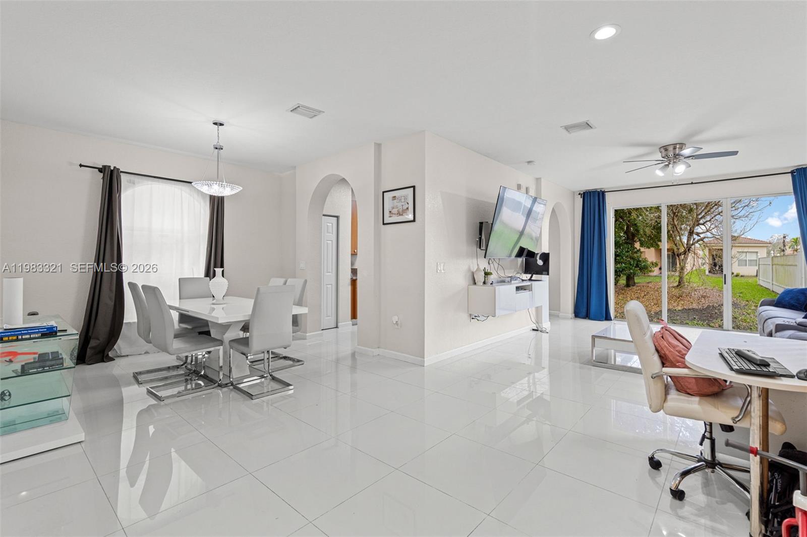 3760 NE 10th St, Homestead FL 33033 photo 3