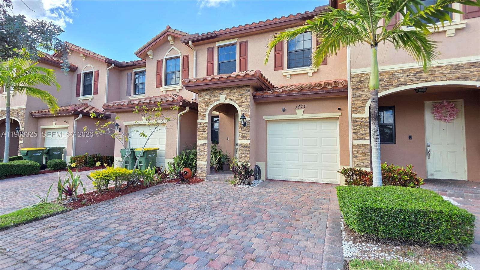 3777 SE 1st St, Homestead FL 33033