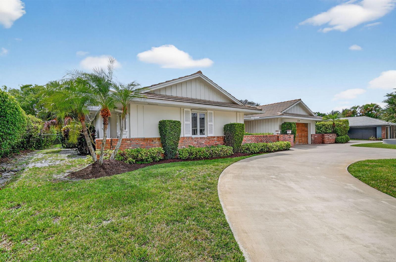229 Walton Heath Drive, Atlantis FL 33462 photo 4