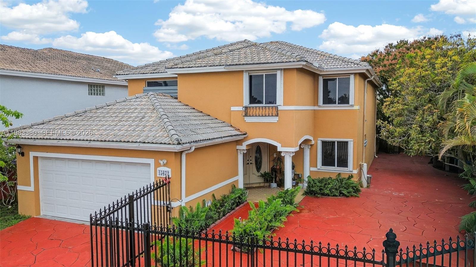 15672 SW 91st Ln, Miami FL 33196 photo 3
