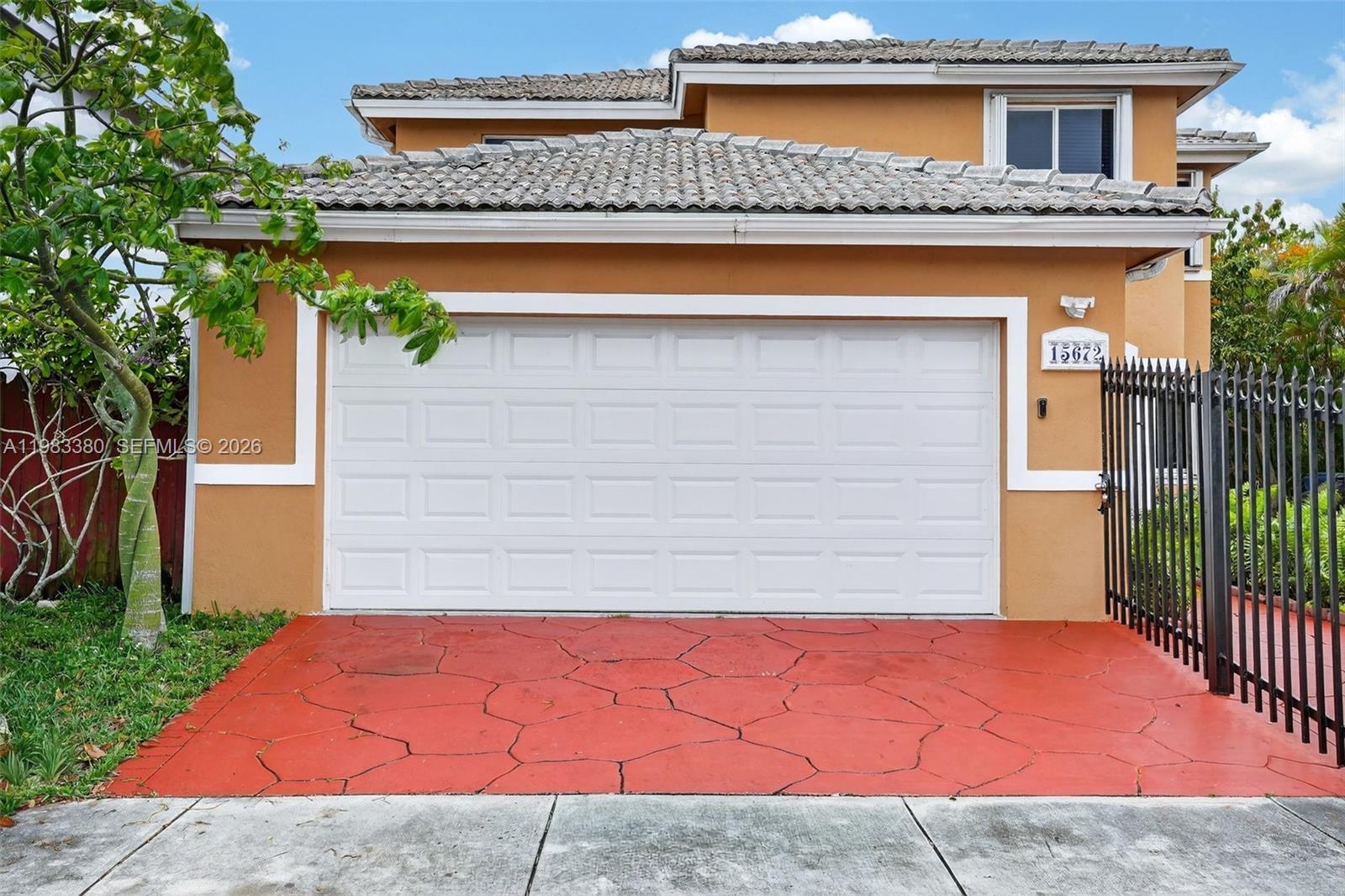 15672 SW 91st Ln, Miami FL 33196 photo 4