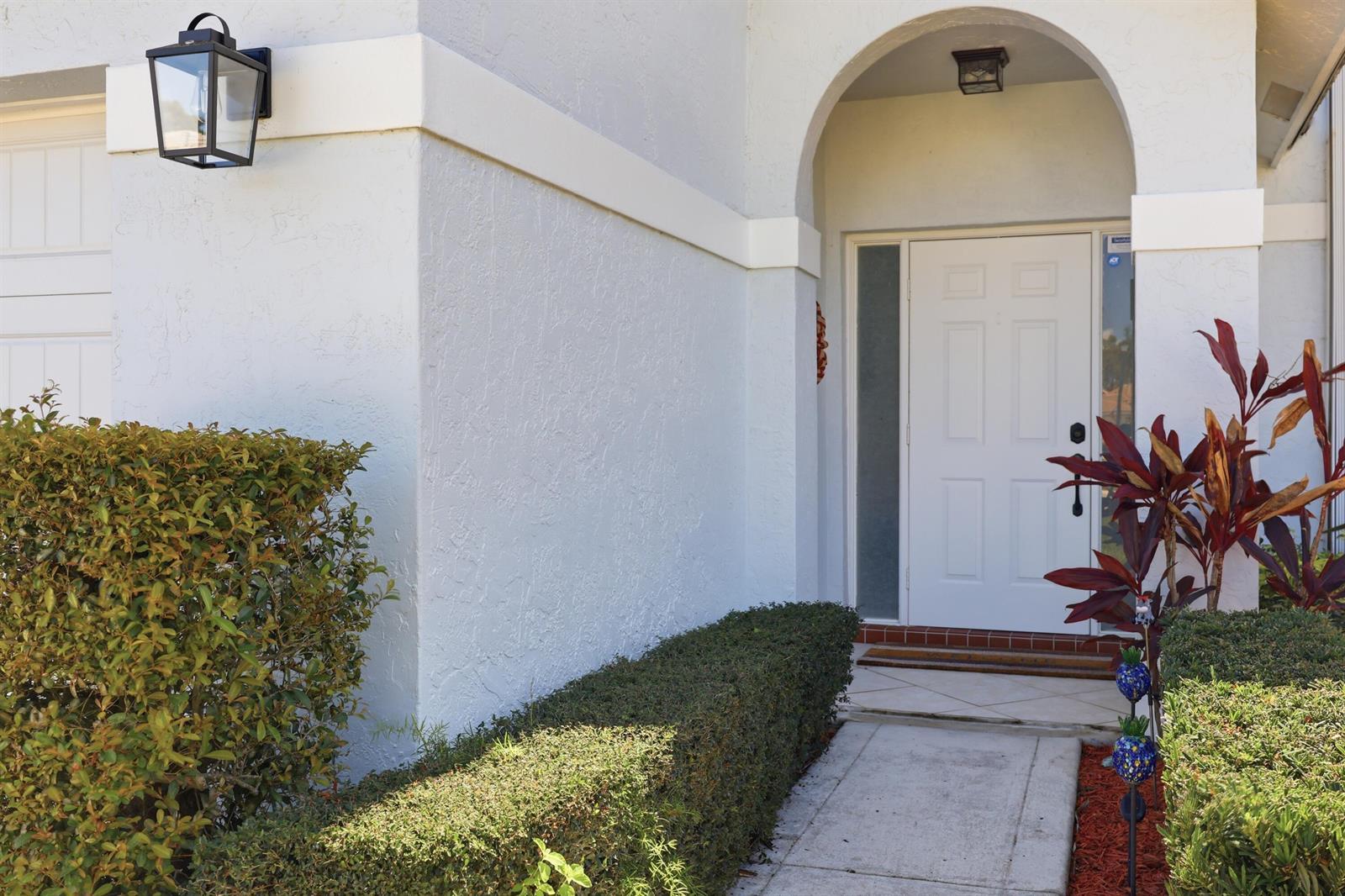 4956 SE Mariner Village Lane, Stuart FL 34997 photo 4