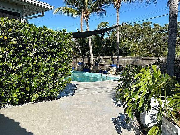 186 12th Street SE, Vero Beach FL 32962 photo 3