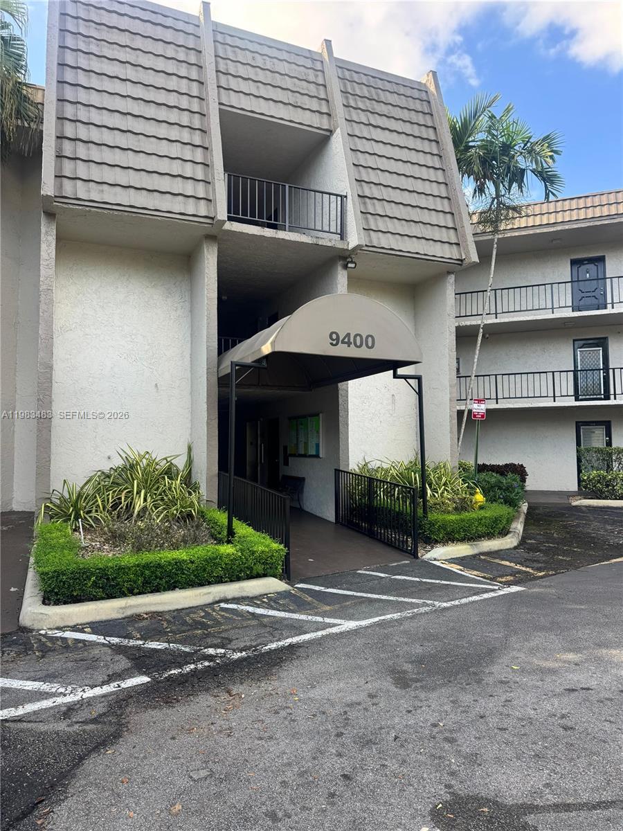 9400 Lime Bay Blvd # 206, Tamarac FL 33321 photo 2