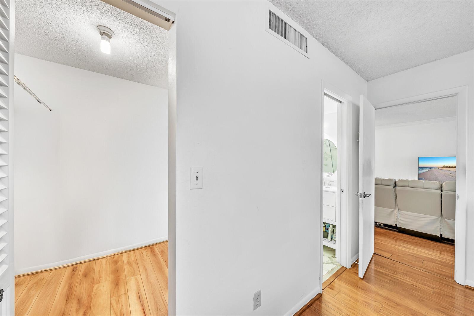 5940 NW 64th Avenue Unit 101, Tamarac FL 33319 photo 4
