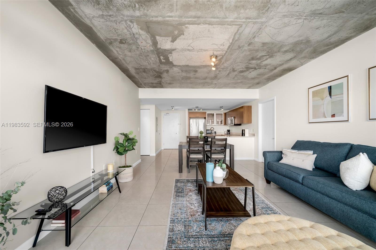 3250 NE 1st Ave # 814, Miami FL 33137 photo 2