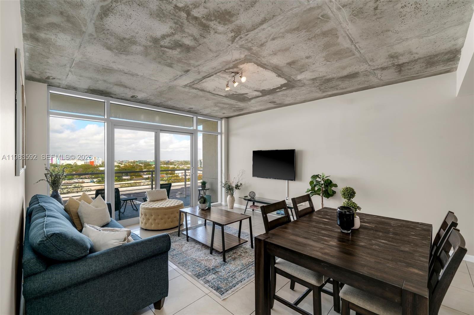 3250 NE 1st Ave # 814, Miami FL 33137 photo 4