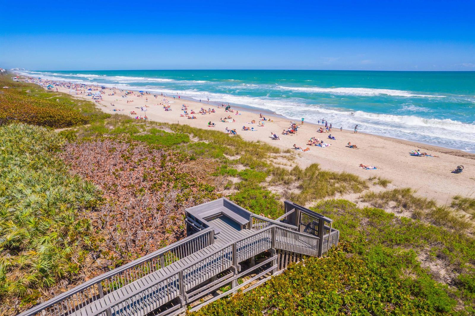 669 NE Plantation Road # 308, Hutchinson Island FL 34996