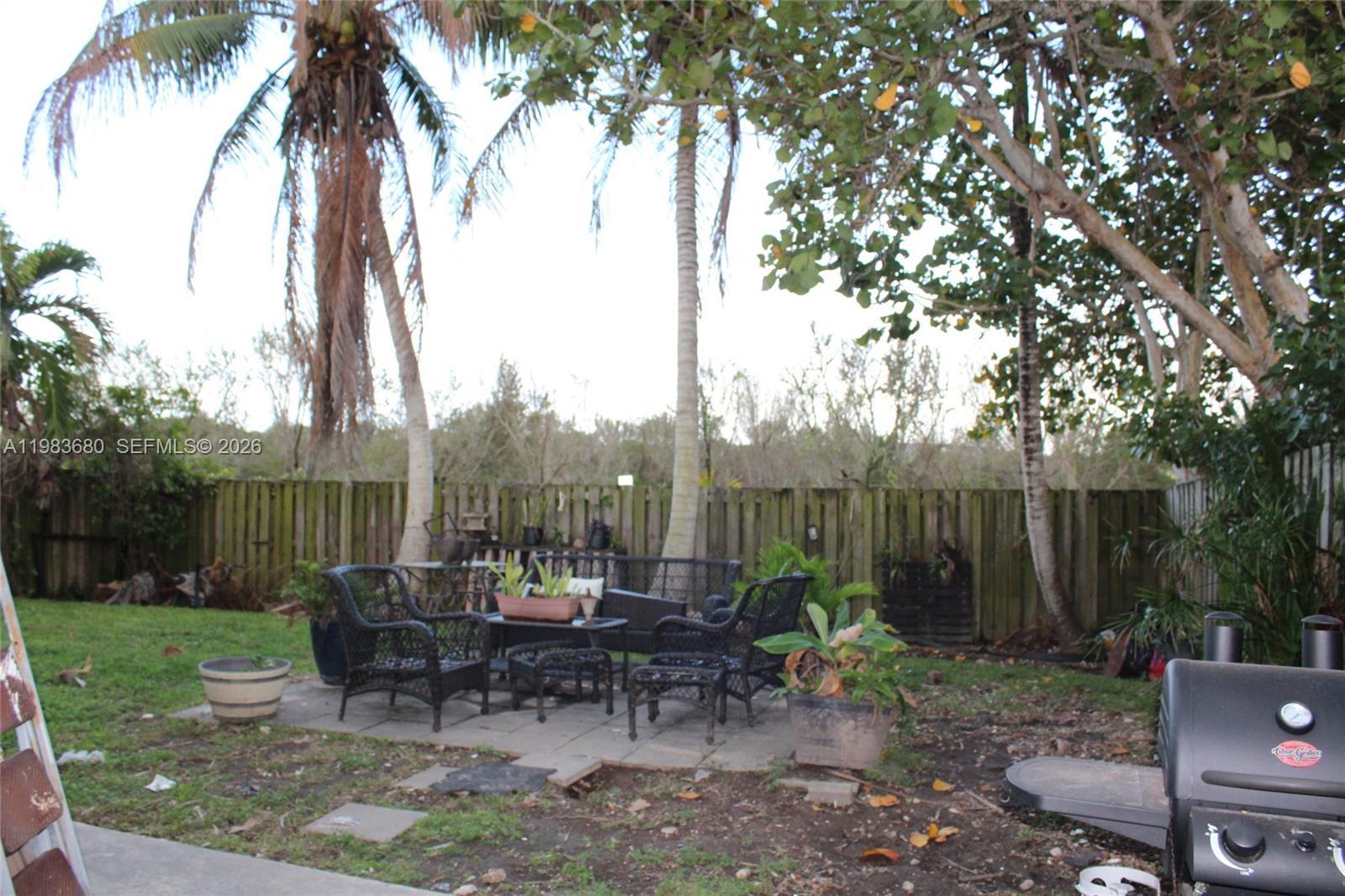 9818 SW 222nd Ter, Cutler Bay FL 33190 photo 5