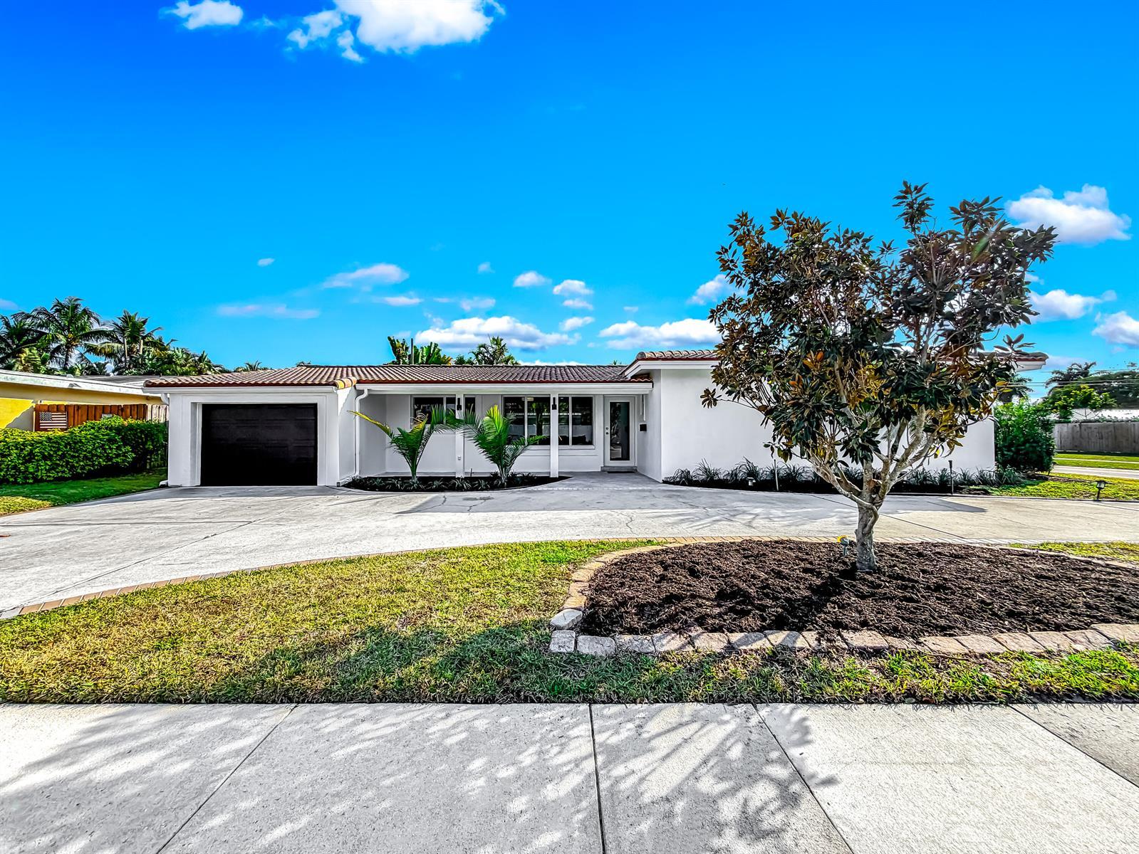 1098 W Camino Real, Boca Raton FL 33486 photo 5