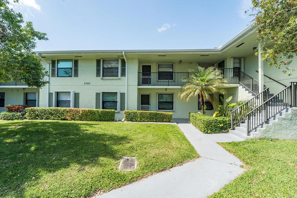 1701 Sabal Ridge Circle # G, Palm Beach Gardens FL 33418