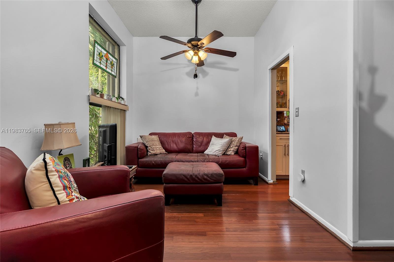 2132 NE 171st St, North Miami Beach FL 33162 photo 3
