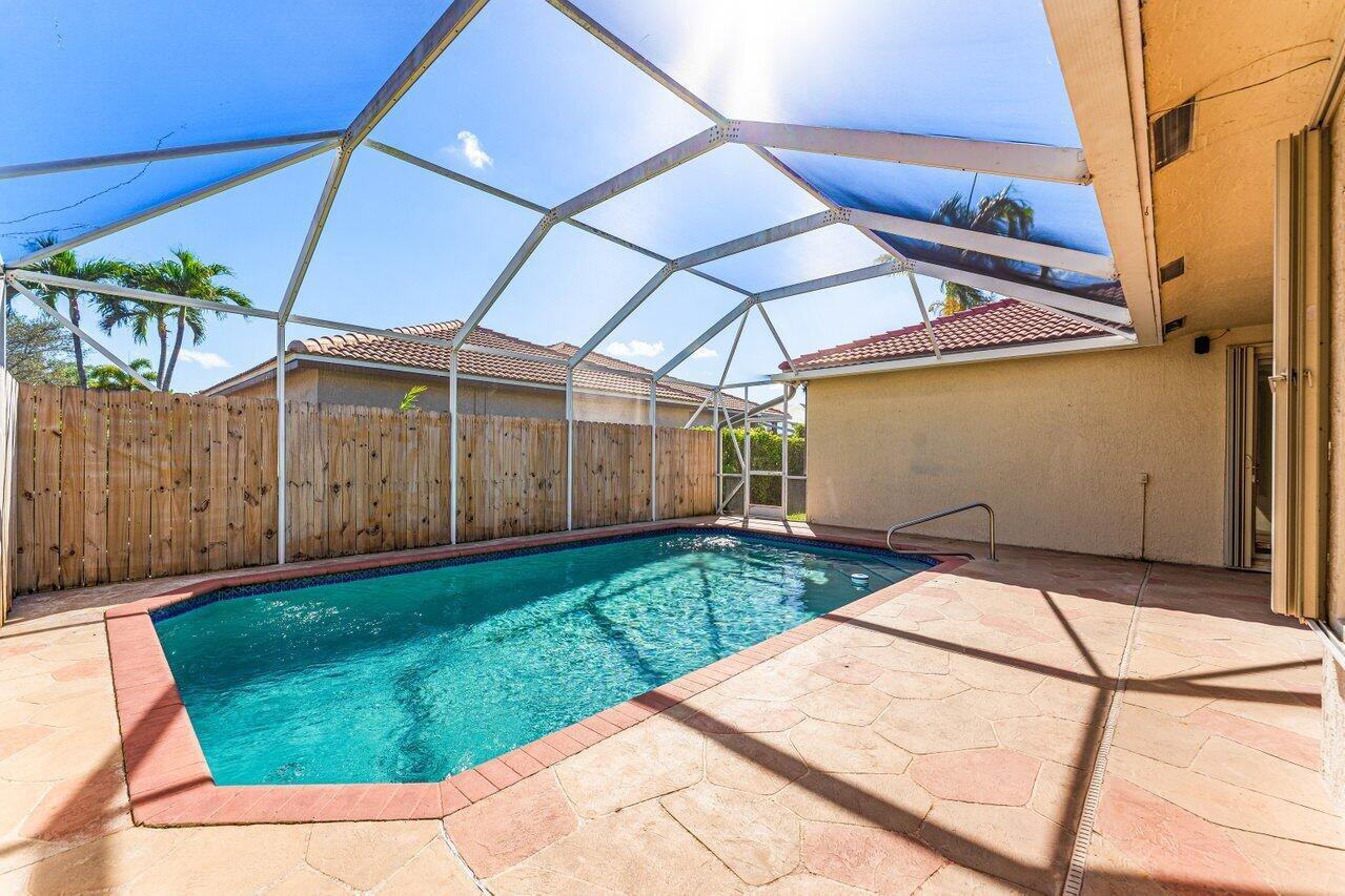 5872 NW 73rd Court, Parkland FL 33067 photo 2