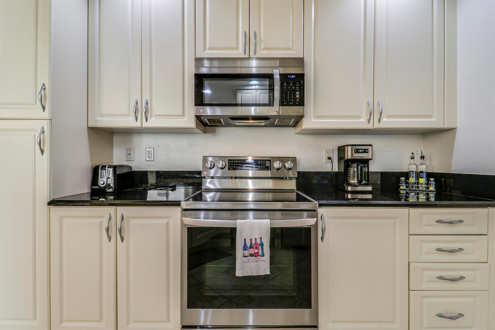 801 S Olive Avenue # 1515, West Palm Beach FL 33401 photo 2