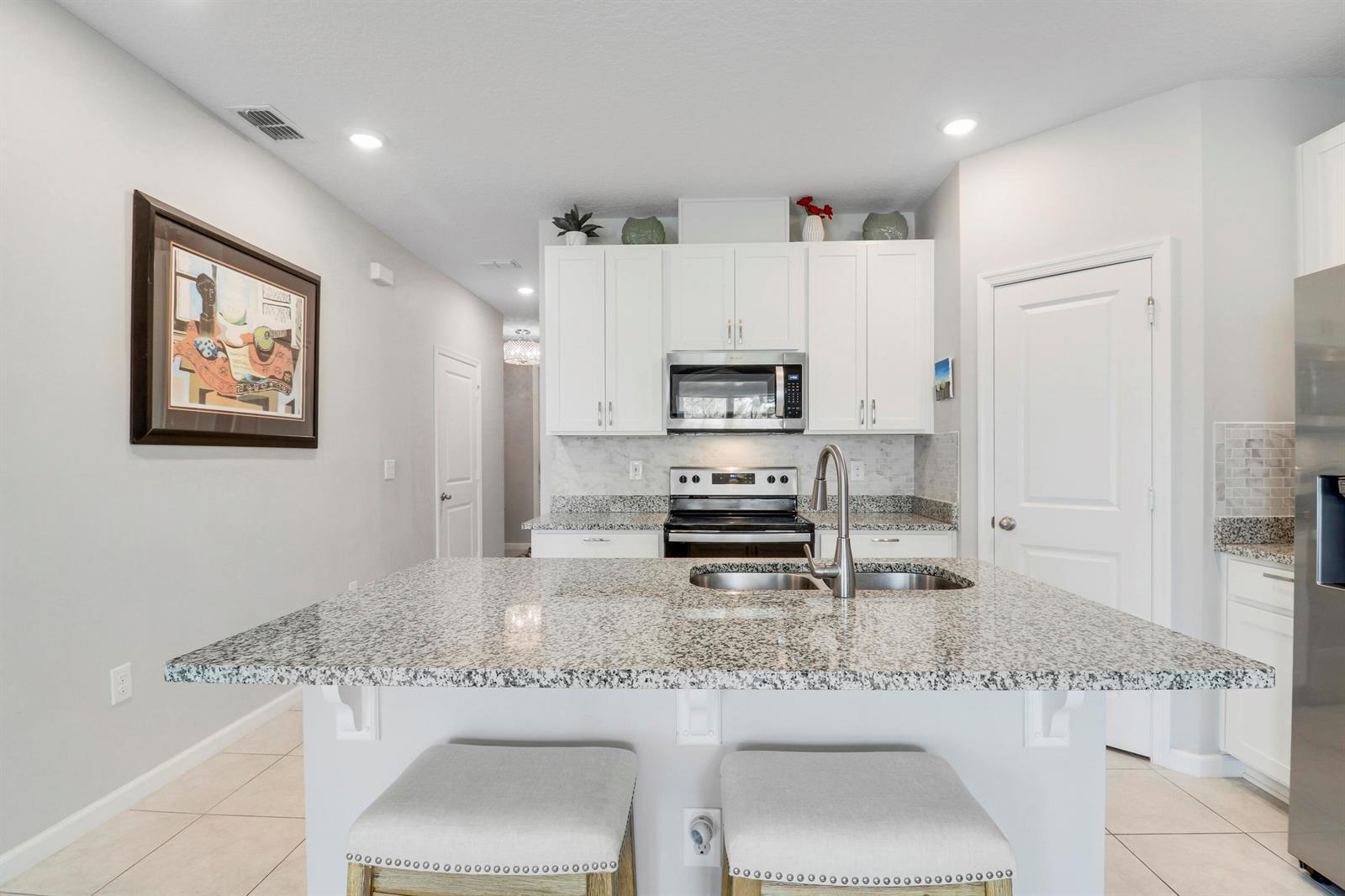 303 SE Halifax Lane, Stuart FL 34994 photo 3