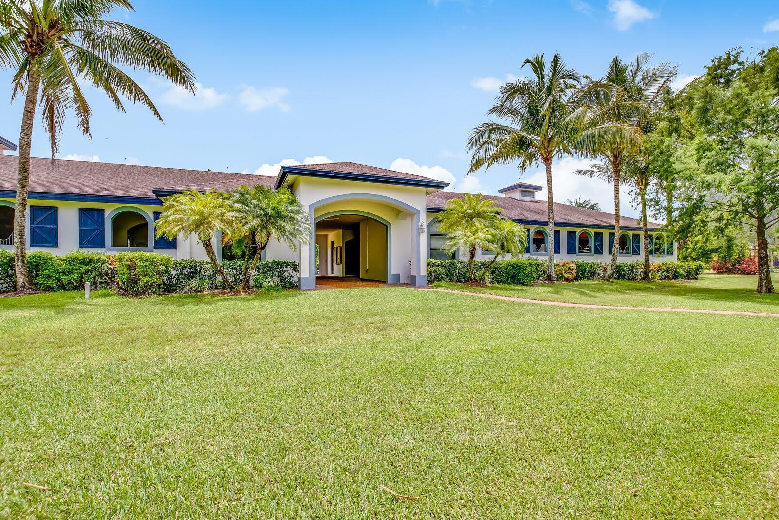 5656 South Shore Boulevard, Wellington FL 33449 photo 3