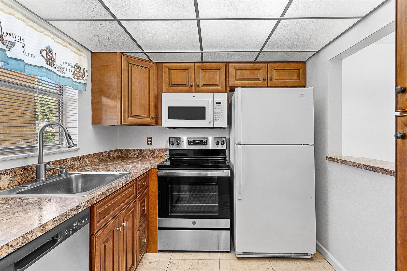 9855 Sandalfoot Boulevard # 305, Boca Raton FL 33428 photo 3