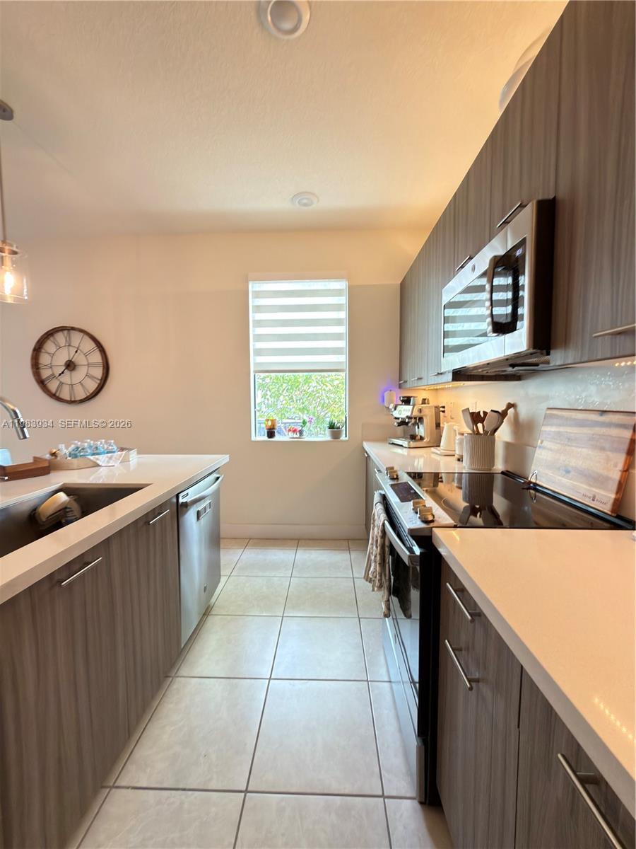 8379 Central Park Blvd # 0, Doral FL 33166 photo 2
