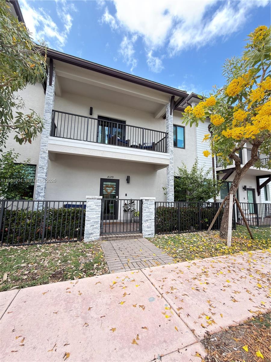 8379 Central Park Blvd # 0, Doral FL 33166