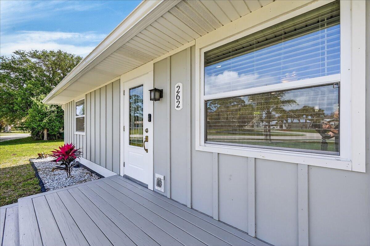 262 Easy Street, Sebastian FL 32958 photo 4