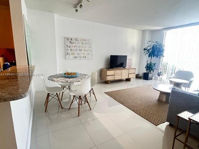 18800 NE 29th Ave # 1021, Aventura FL 33180 photo 3