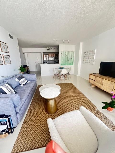 18800 NE 29th Ave # 1021, Aventura FL 33180 photo 4