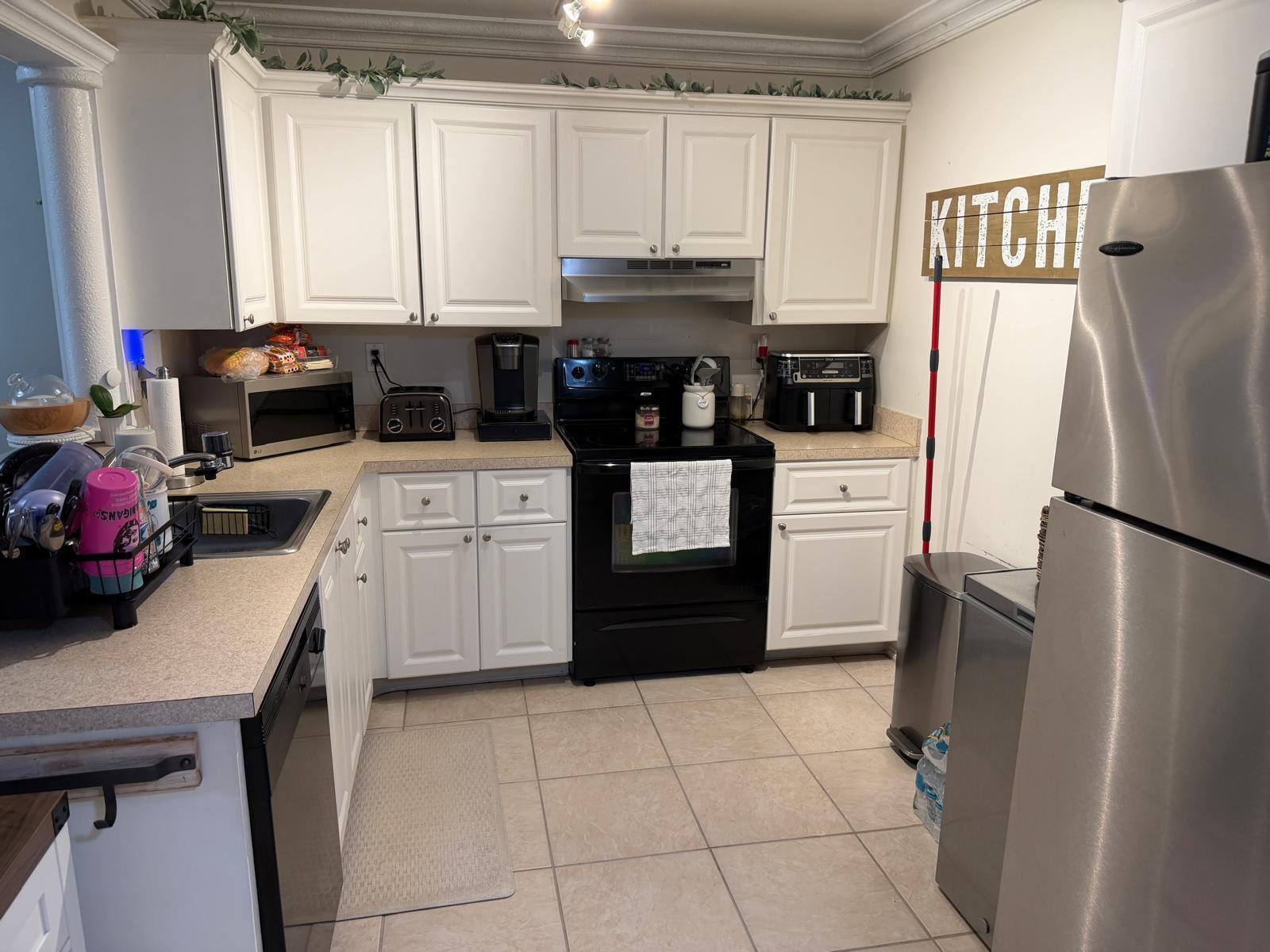 711 N Pine Island Road # 104, Plantation FL 33324 photo 2