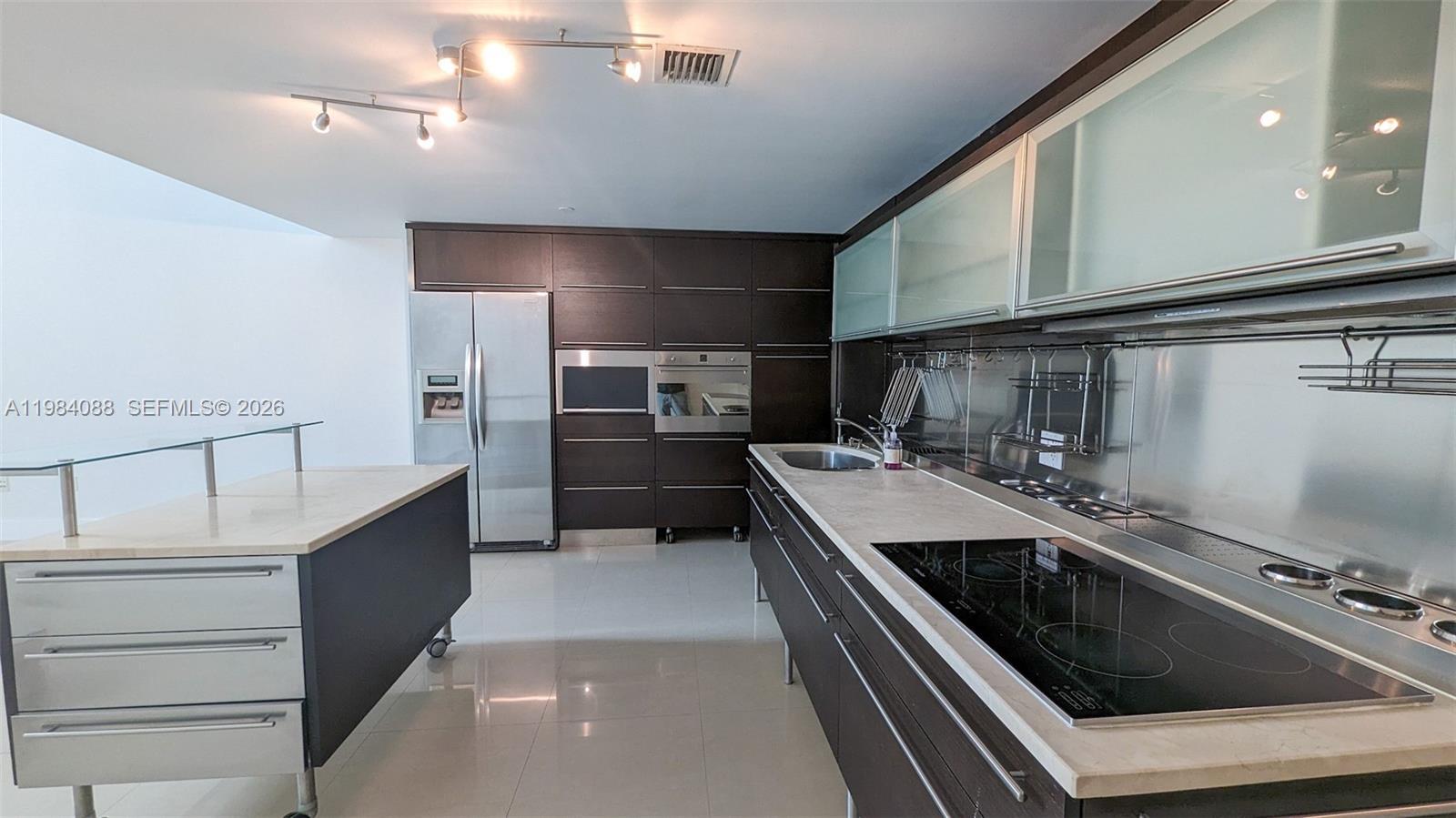 6000 Collins Ave # 111, Miami Beach FL 33140 photo 3