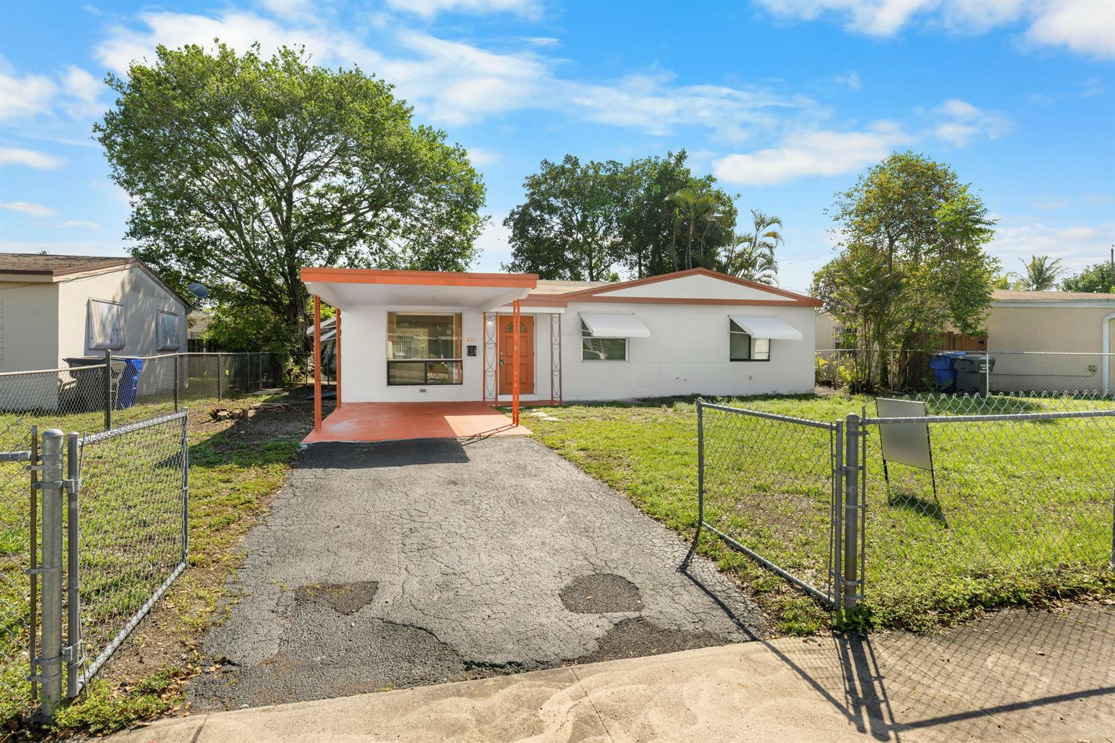621 N 71st Avenue, Hollywood FL 33024 photo 4