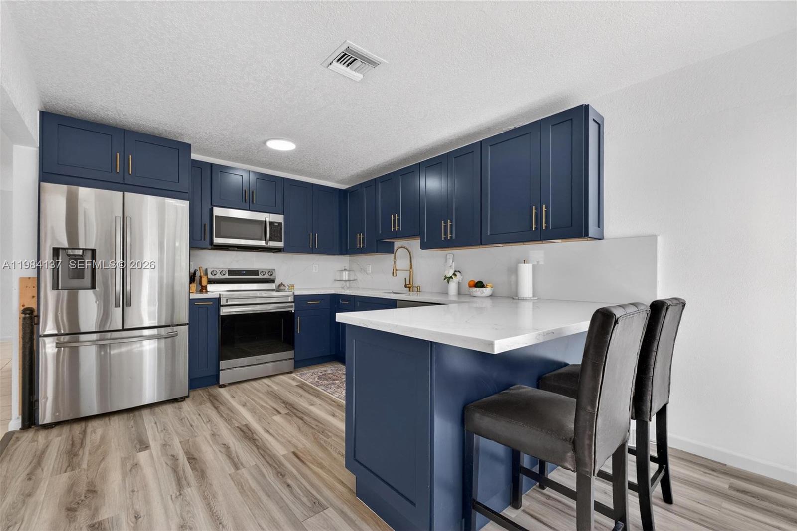 9756 SW 222nd St, Cutler Bay FL 33190 photo 5