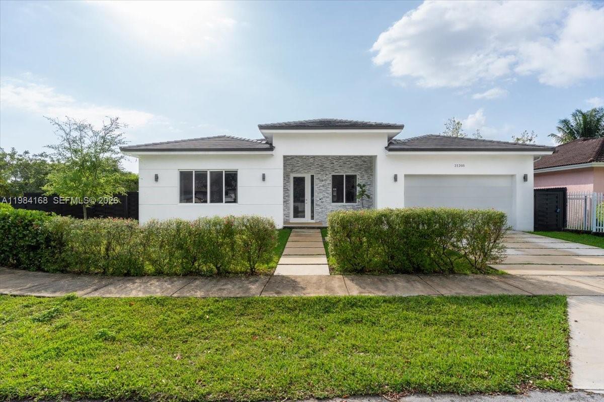 21205 Ingraham Ave Rd, Cutler Bay FL 33189 photo 2