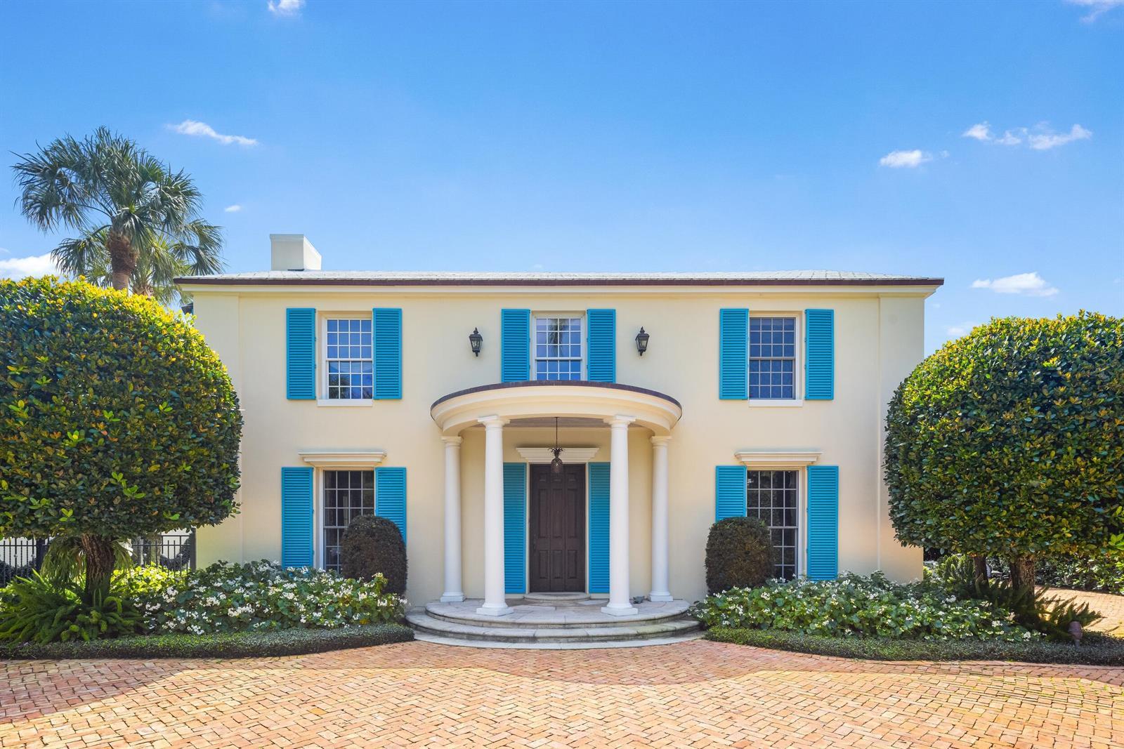 246 Emerald Lane, Palm Beach FL 33480 photo 3