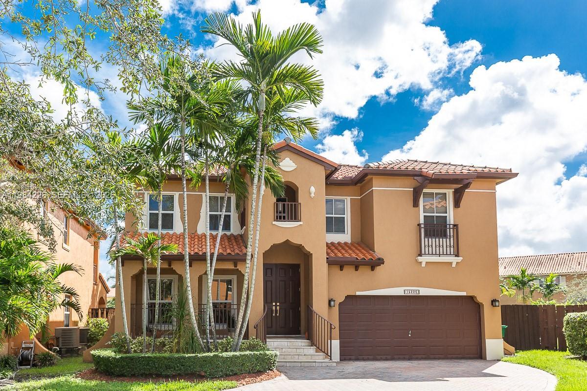 15226 SW 29th Ter, Miami FL 33185 photo 2