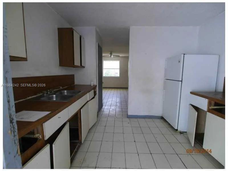 1320 NW 5th Ave # 1320, Florida City FL 33034 photo 4
