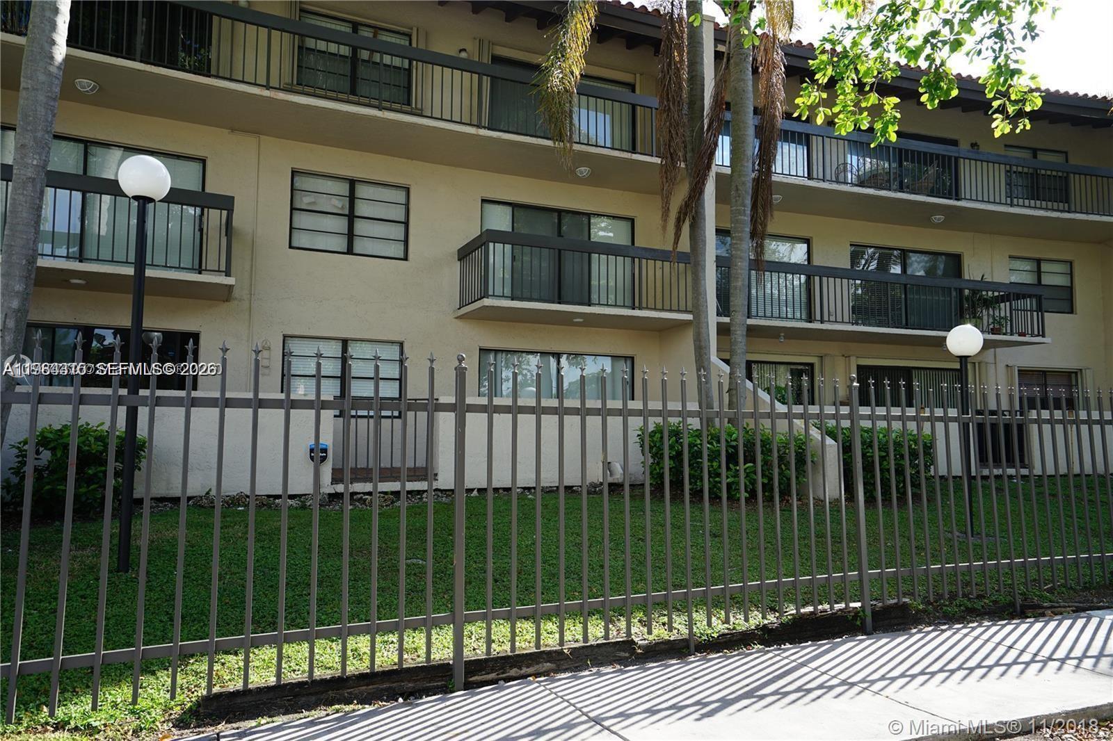 5201 Orduna Dr # 12, Coral Gables FL 33146 photo 3