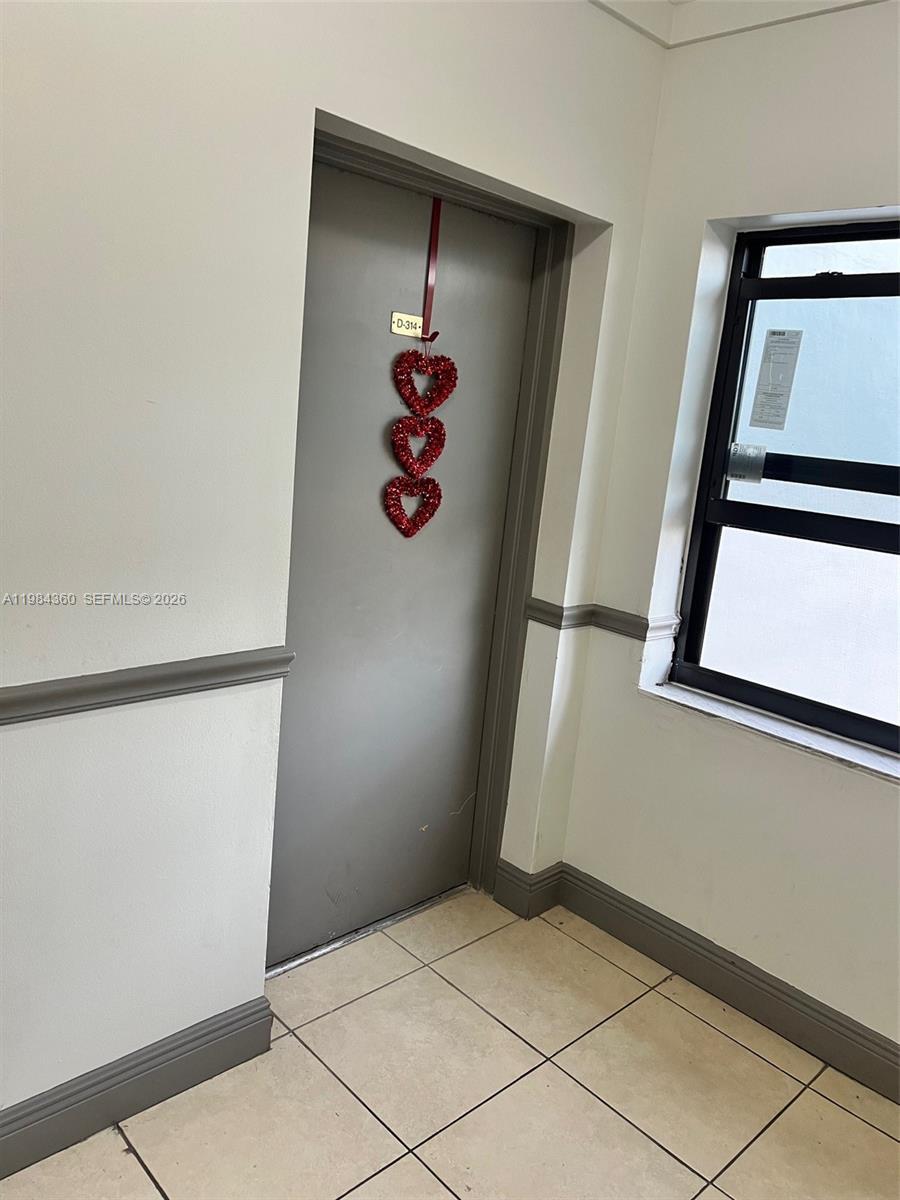 10431 N Kendall Dr # D314, Miami FL 33176 photo 5