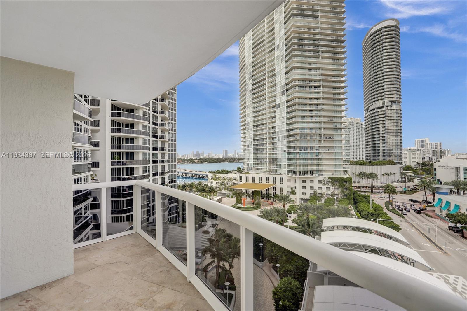400 Alton Rd # 911, Miami Beach FL 33139