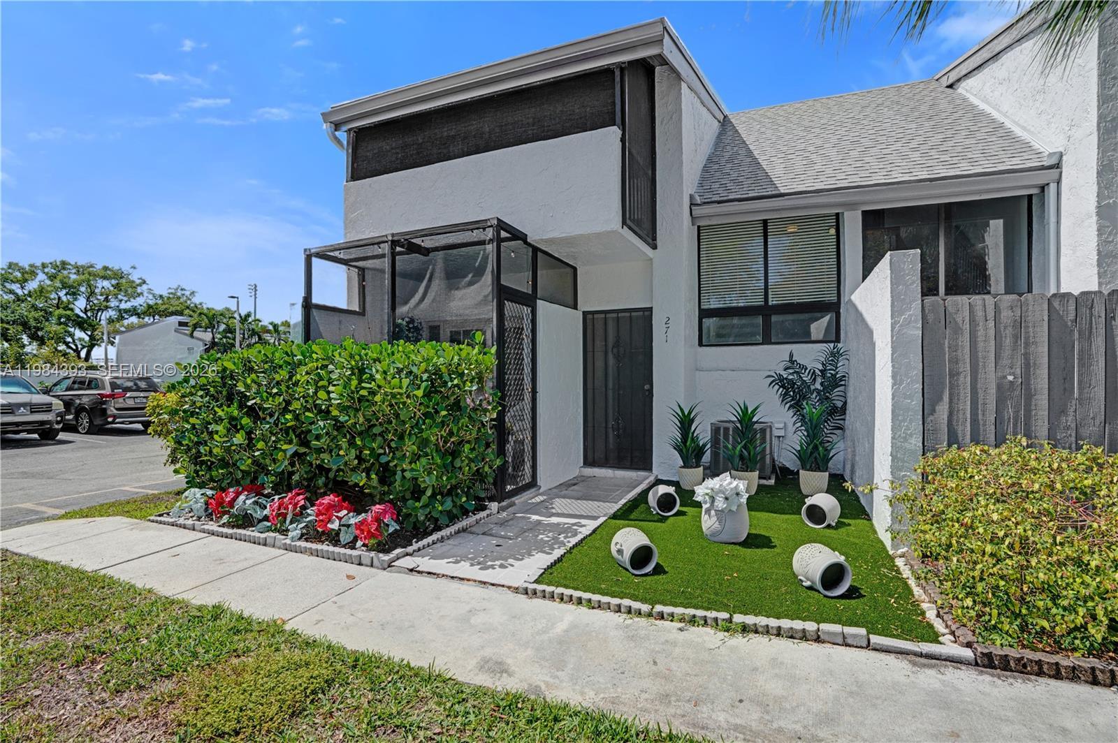 19220 NE 25th Ave # 271B, Miami FL 33180