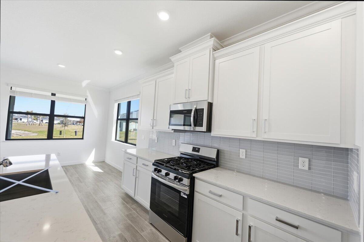 10708 NW Wilgrove Lane, Port St. Lucie FL 34987 photo 2
