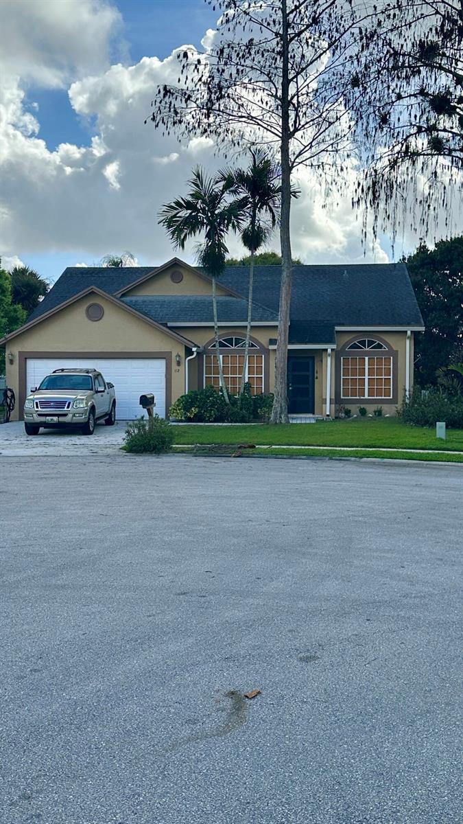 112 Princess Court, Royal Palm Beach FL 33411