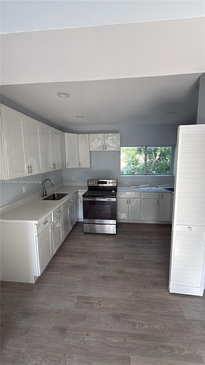 629 9th St, West Palm Beach FL 33401