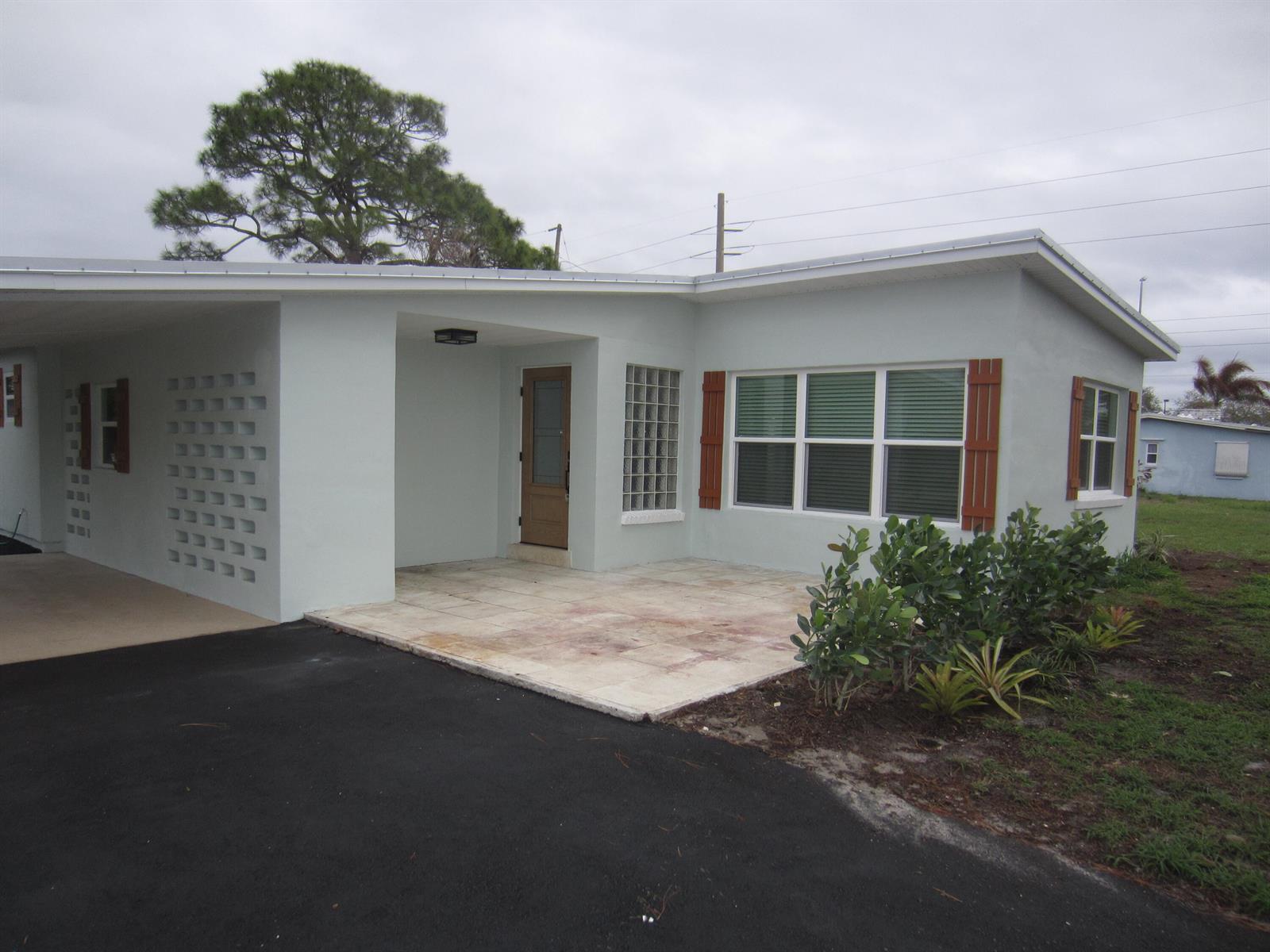 101 E Arbor Avenue, Port St. Lucie FL 34952 photo 4