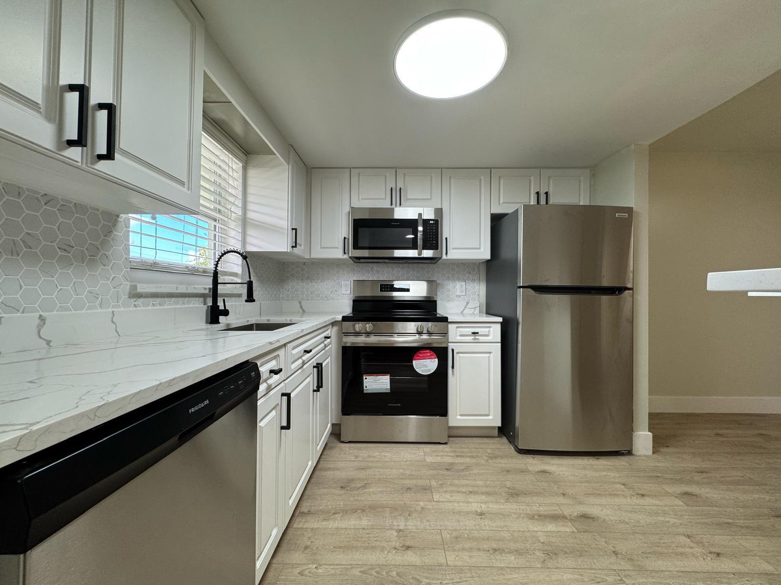 809 W Oakland Park Boulevard # J10, Wilton Manors FL 33311