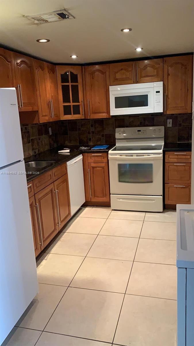 8261 NW 8th St # 239, Miami FL 33126