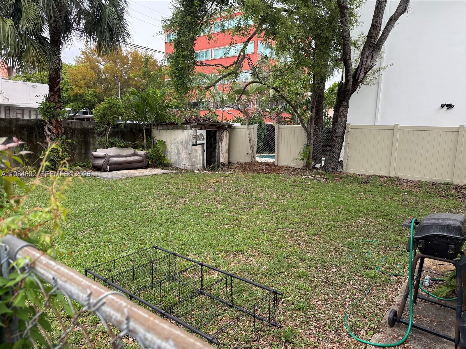 1395 SW 22nd Ter, Miami FL 33145 photo 4